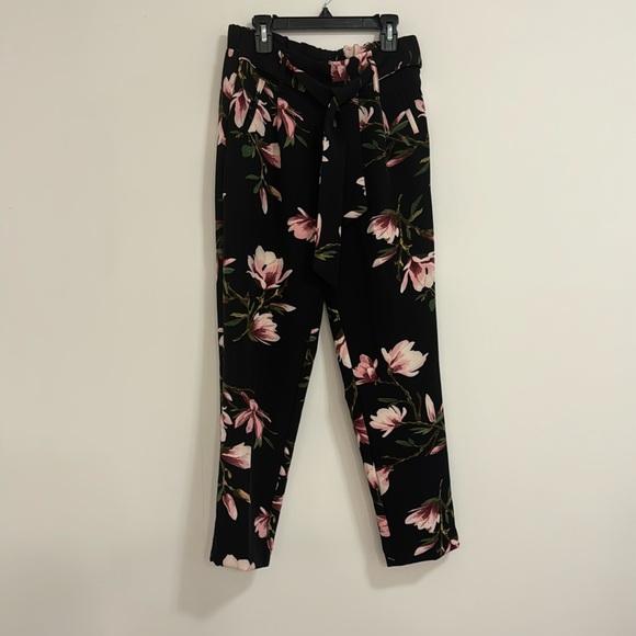 like an angel Pants - Like an angel floral women’s small pants
